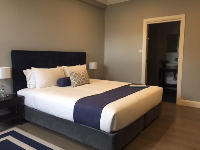 נלסון ביי Seabreeze Hotel מראה חיצוני תמונה