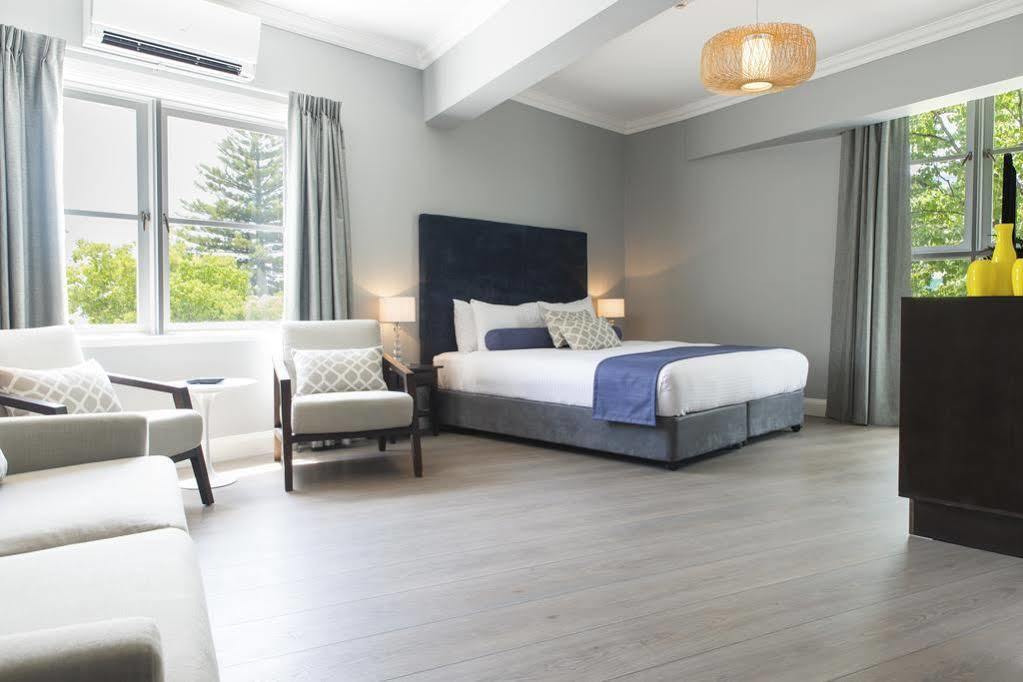 נלסון ביי Seabreeze Hotel מראה חיצוני תמונה